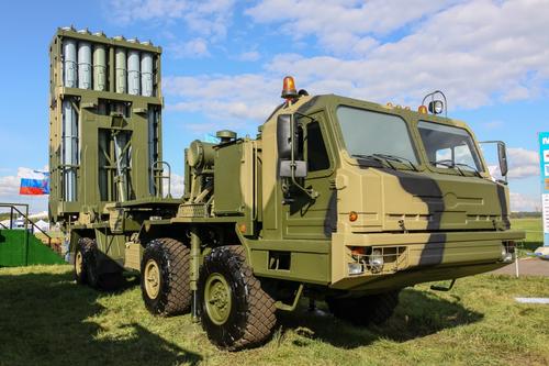 ЗРК С-350 одним залпом уничтожил 16 американских ракет РСЗО HIMARS